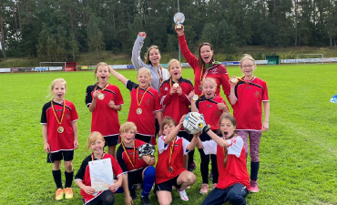 Girlpower beim DFB Schul-Cup in Löwenberg_1